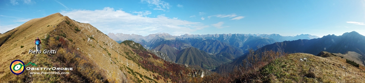 26 Panorama sul versante nord del Baciamorti.jpg
